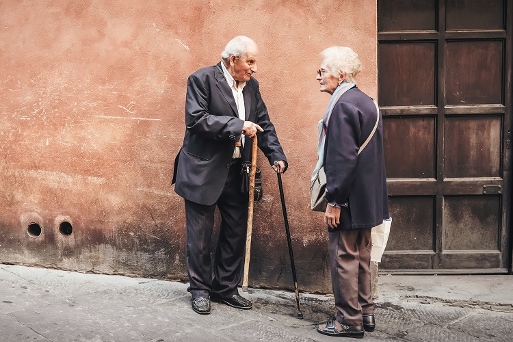 Balancing Independence and Support in Later Life